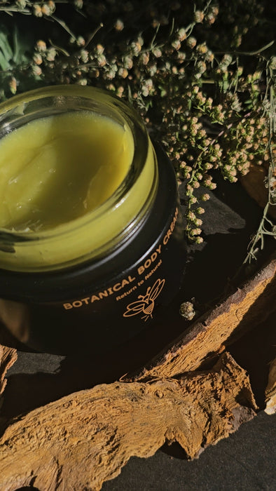 Fall-ing Body Cream – A Ritual of Renewal and Grounded Light